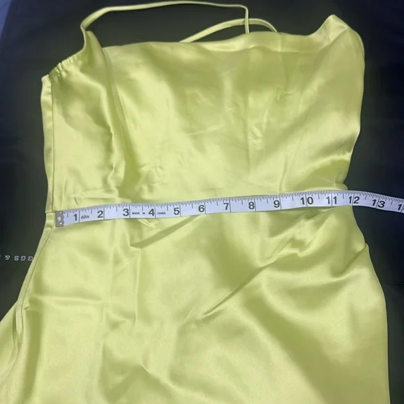 NWT forever 21 Honeydew Dress - Picture 6 of 11